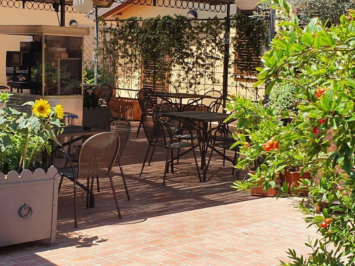 "La Terrazza Di Castiglione" Appartamenti Vacanza Castiglione della Pescaia Buitenkant foto
